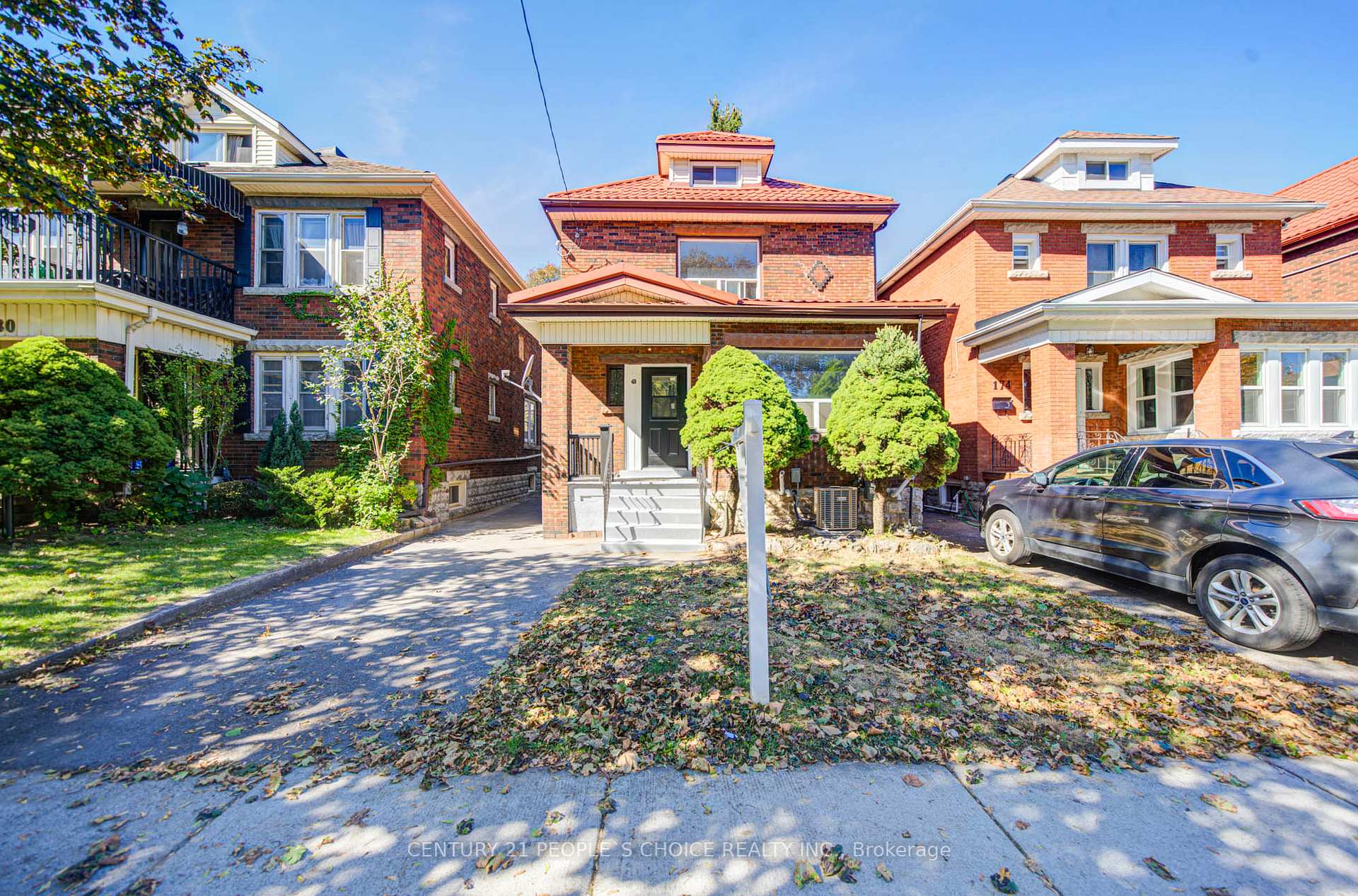176 London Street S Hamilton Ontario Canada Sale residential Nafees Ahmad Century 21 Peoples Choice Realty Inc., Brokerage *