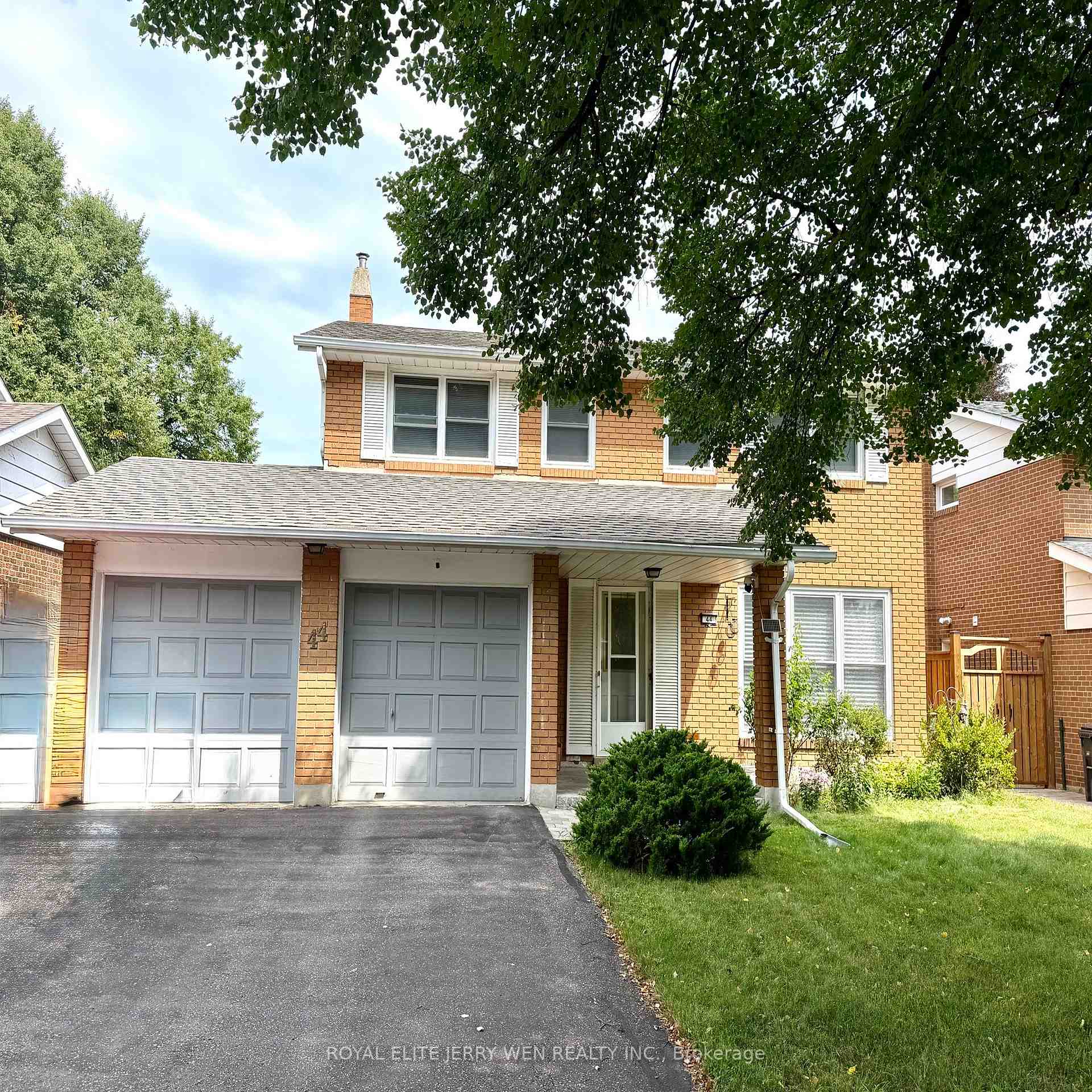 44 castledene Crescent Toronto Ontario Canada Rent residential   HomeLife/ROMANO Realty Ltd., Brokerage
