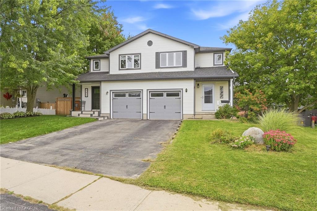 283 Fennel Street Plattsville Ontario Canada Sale residential Alejandra Ivic RE/MAX Twin City Realty Inc., Brokerage *
