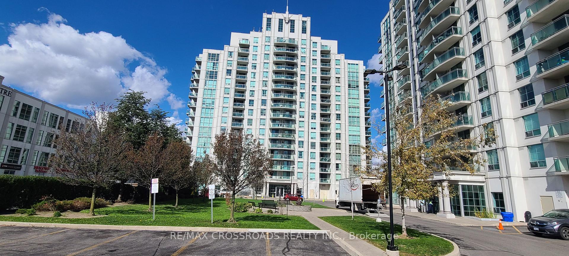 3M - 6 Rosebank Drive Toronto Ontario Canada Rent residential   RE/MAX CROSSROADS REALTY INC. Brokerage