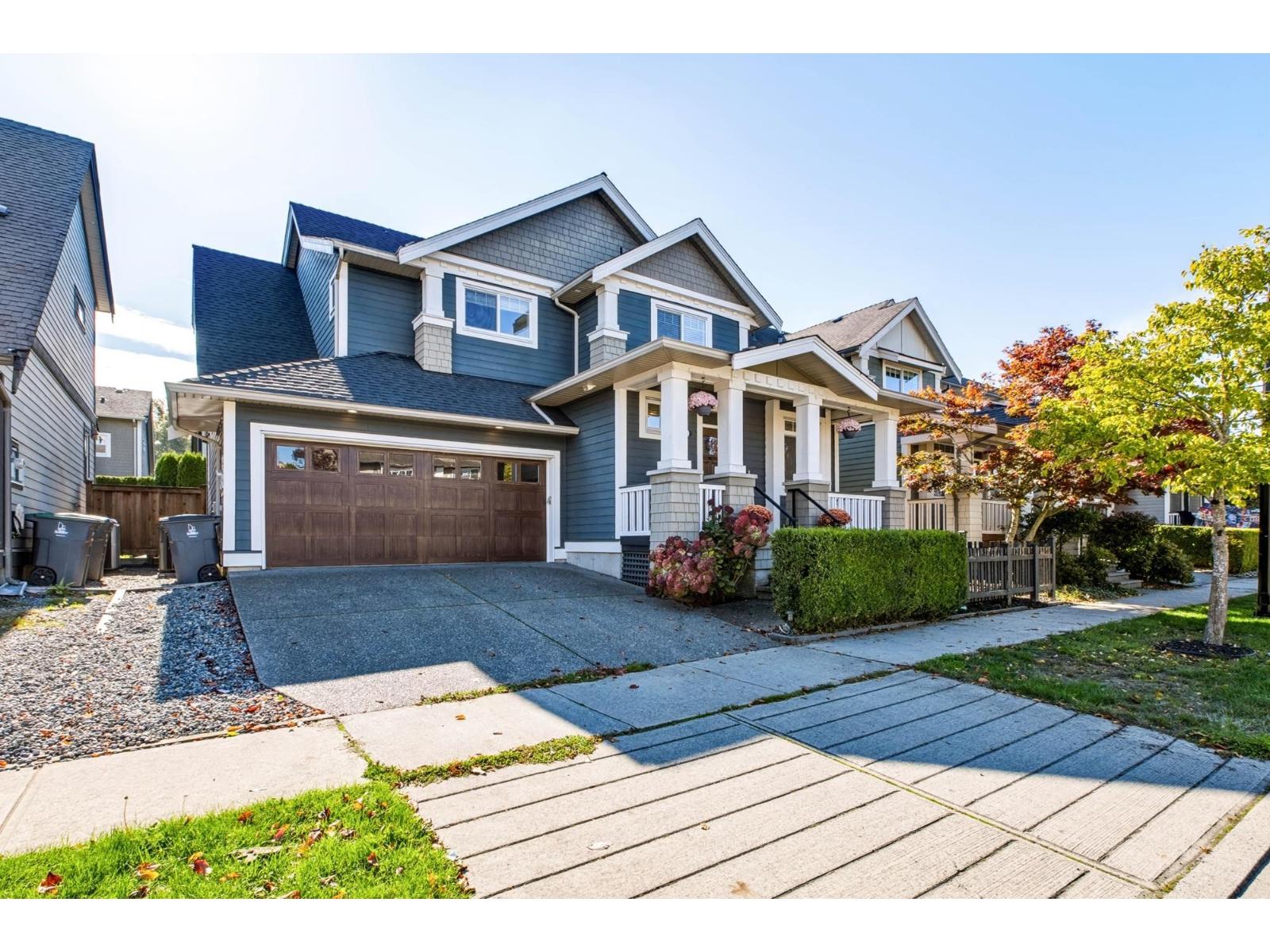 17294 0B AVENUE Surrey British Columbia Canada Sale residential   HomeLife Benchmark Realty Corp.