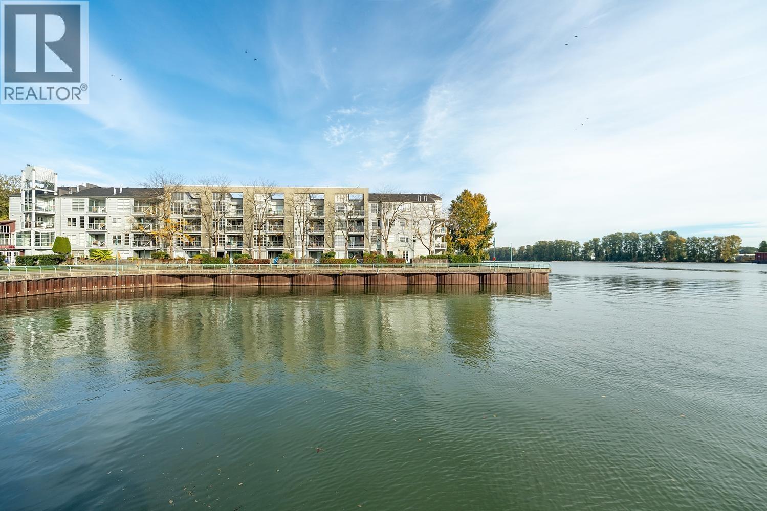 302 2020 E KENT AVENUE Vancouver British Columbia Canada Sale residential   Oakwyn Realty, Brokerage*
