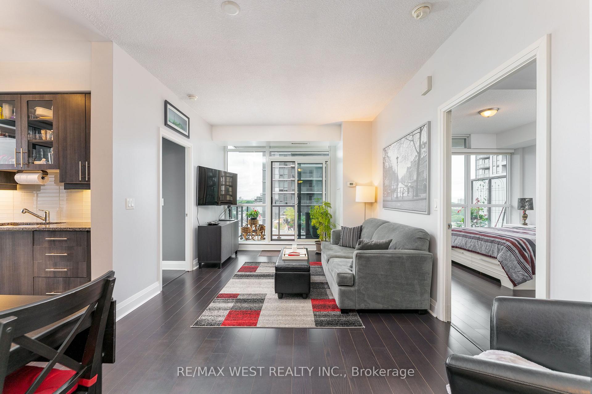 710 - 1185 The Queensway Toronto Ontario Canada Sale residential Paul Mazzei VestCore Realty Corp., Brokerage