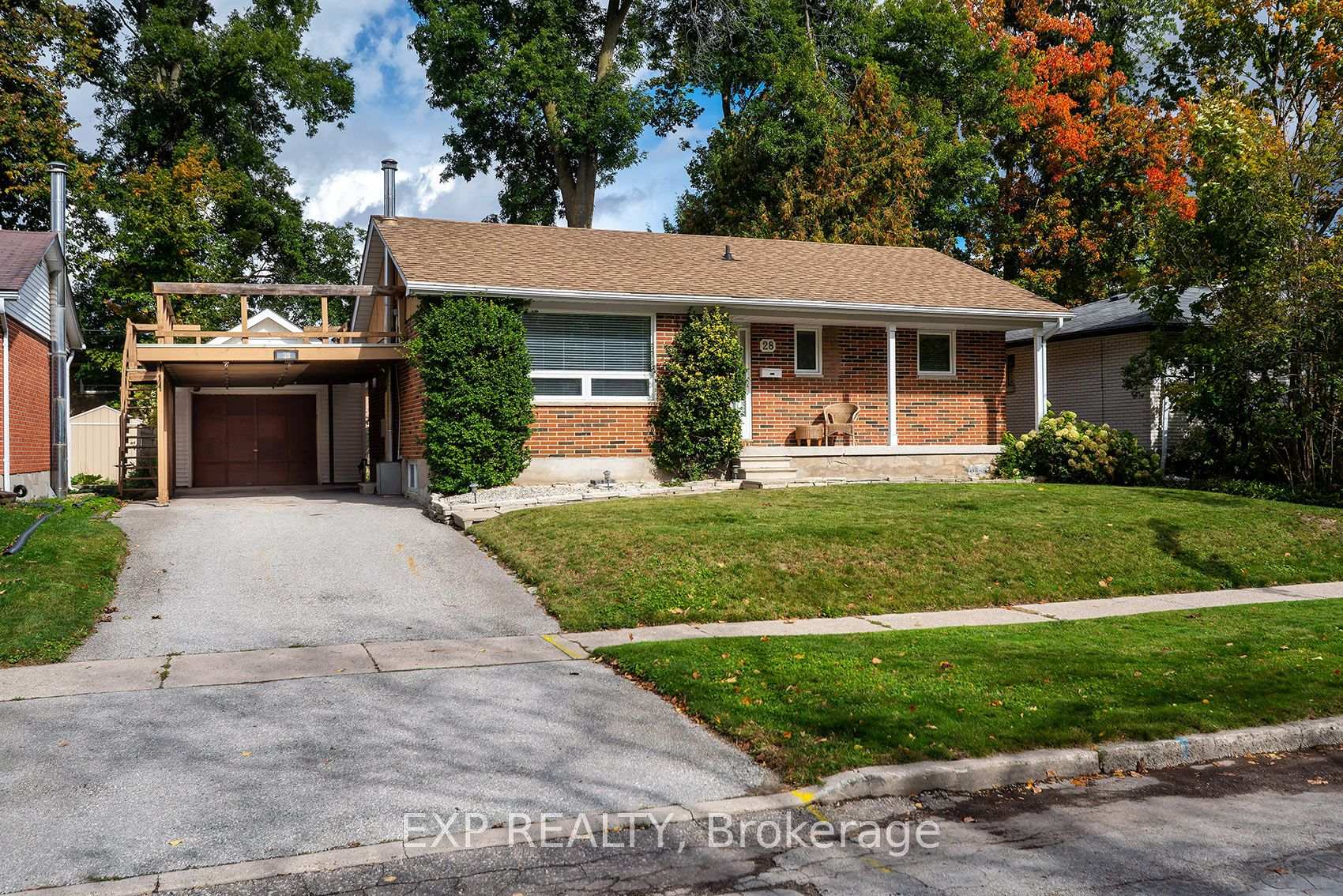 28 Alexander Avenue Barrie Ontario Canada Sale residential Jason Gavadza Keller Williams Referred Urban Realty, Brokerage*
