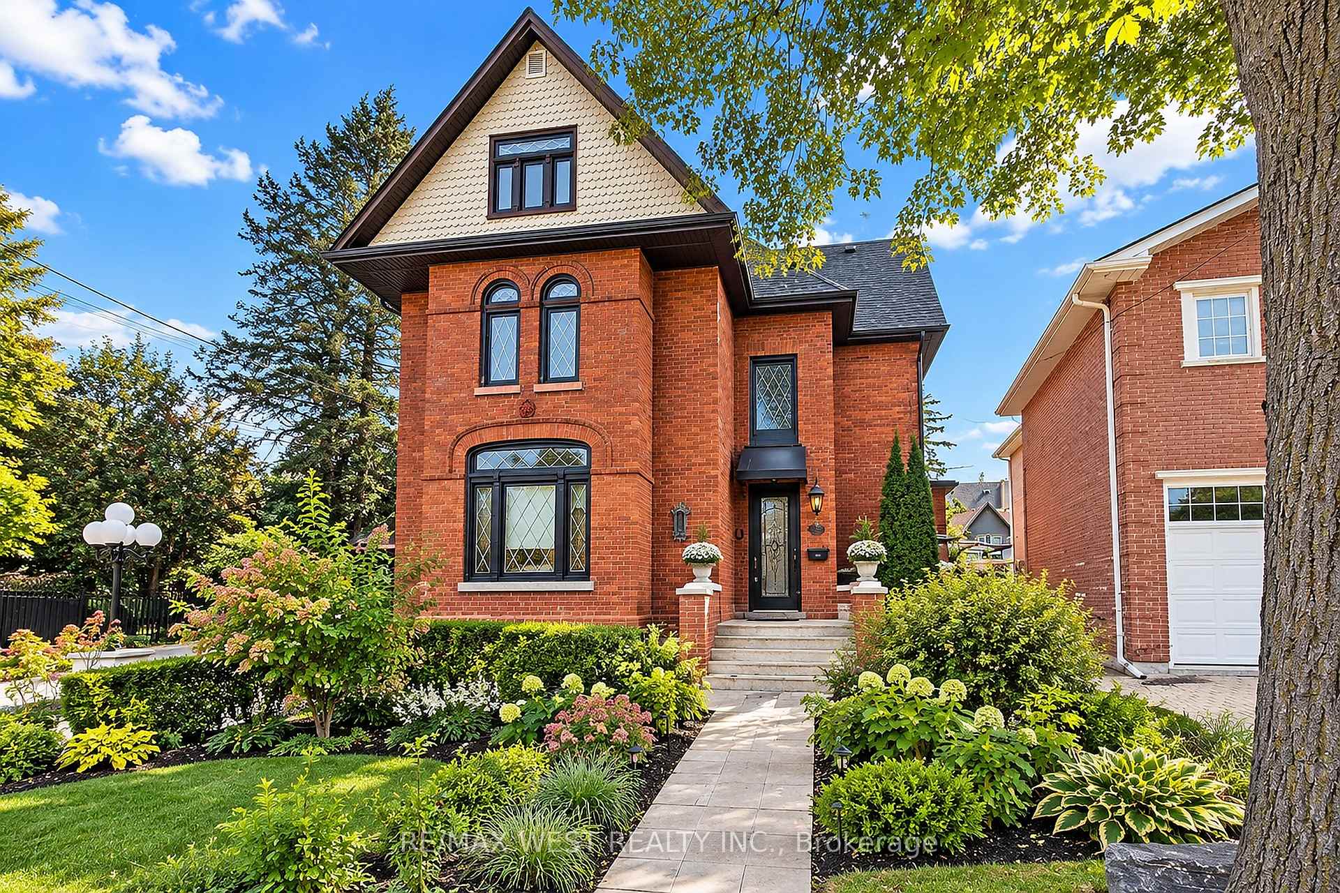 Bsmt - 117 Rosemount Avenue Toronto Ontario Canada Rent residential Andrew Conti RE/MAX West Realty Inc., Brokerage *