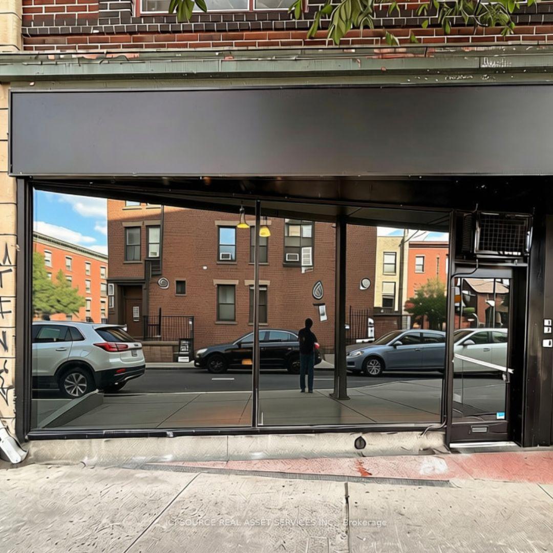 3097 Dundas Street W Toronto Ontario Canada Lease commercial   MOVETA REALTY INC., Brokerage*