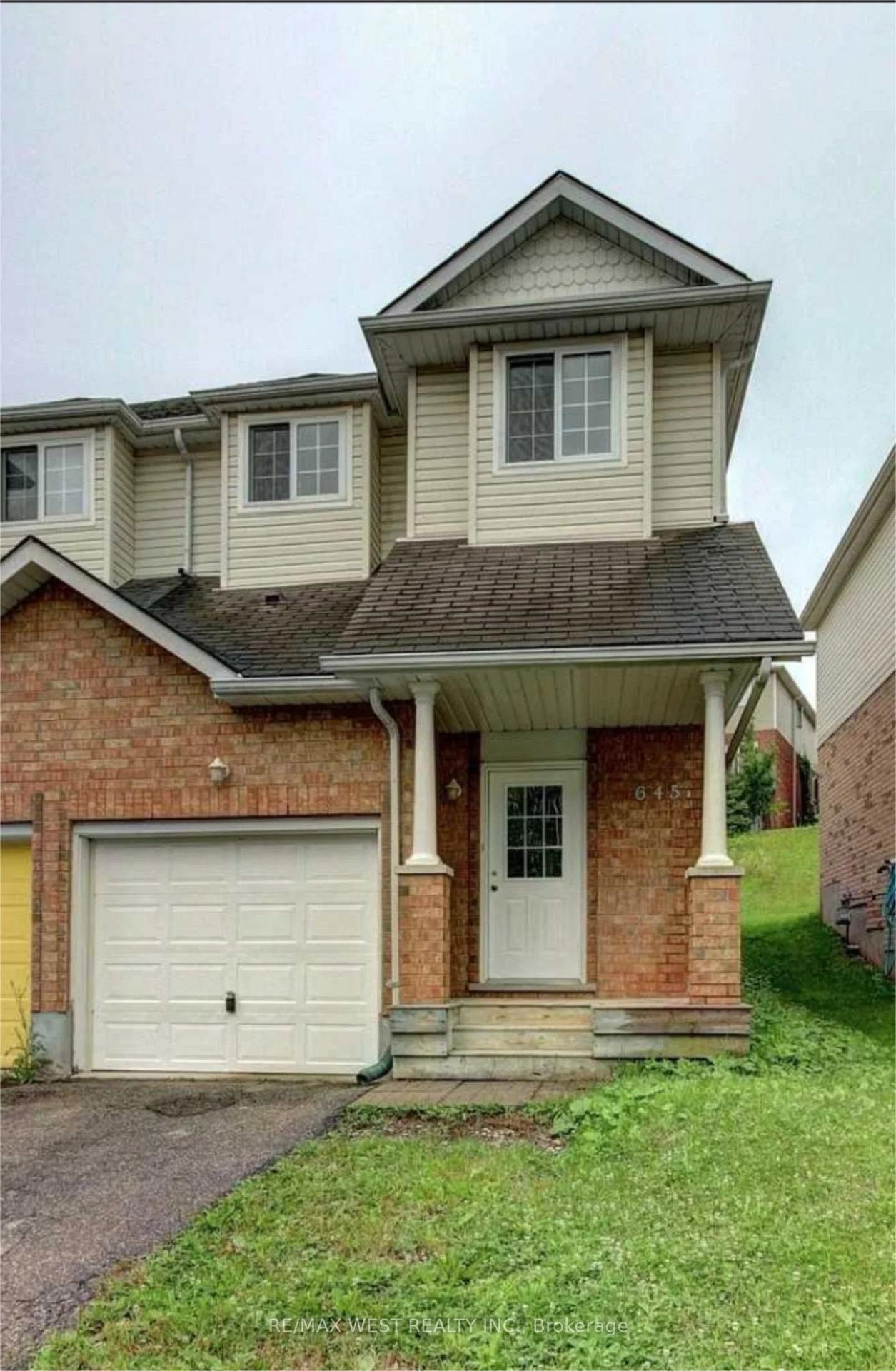 645B Basswood Street Waterloo Ontario Canada Rent residential Andrew Conti RE/MAX West Realty Inc., Brokerage *