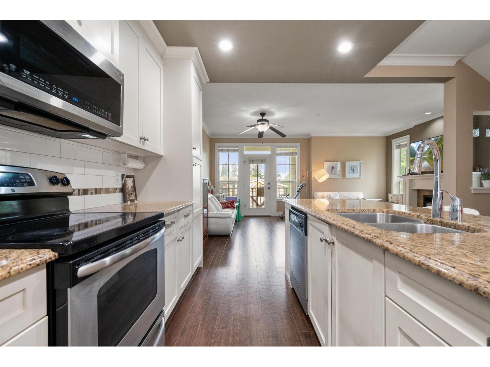 14 45290 SOOWAHLIE CRESCENT|Garr Chilliwack British Columbia Canada Sale residential Bob Buhler Century 21 Creekside Realty, Brokerage*