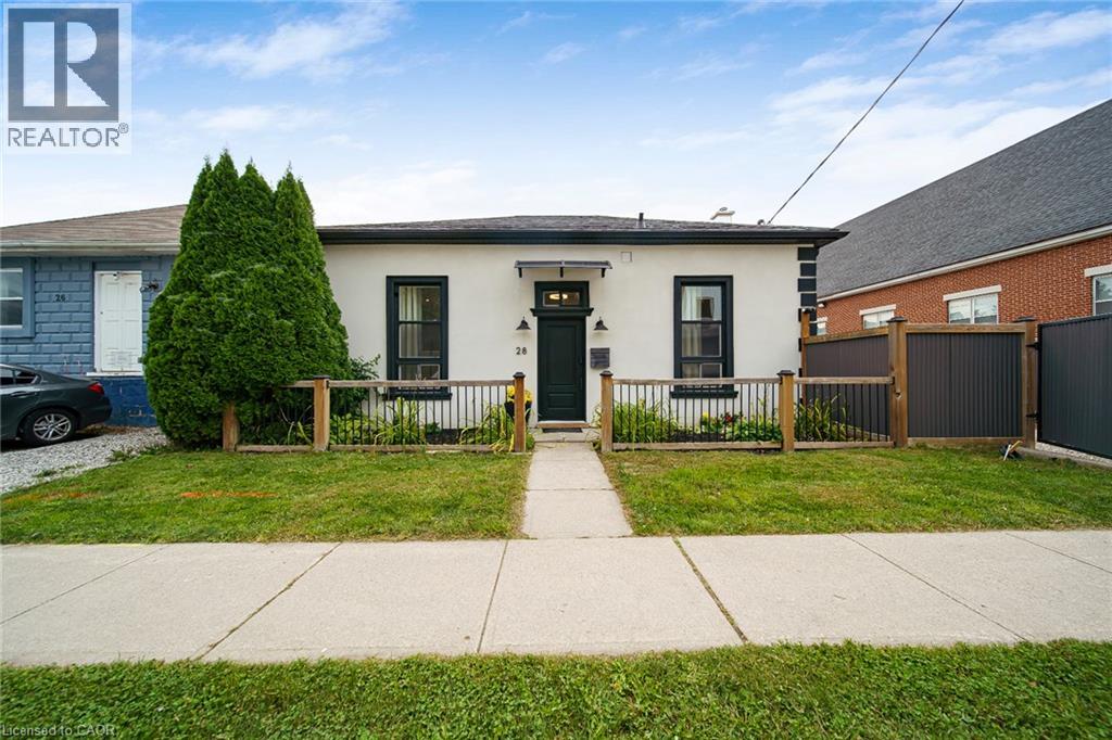 28 CAMBRIDGE Street Cambridge Ontario Canada Sale residential Baz Durzi HomeLife Power Realty Inc., Brokerage*