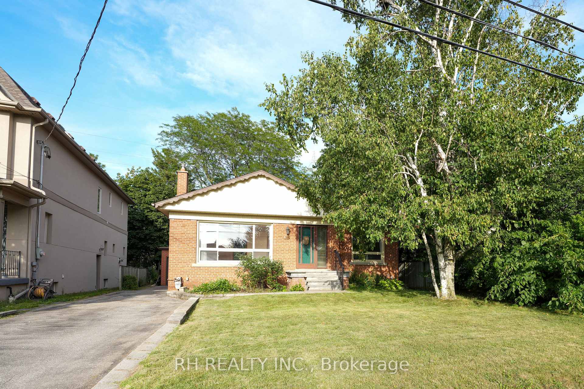 35 Glen Agar Drive Toronto Ontario Canada Rent residential   AKARAT Group Inc.
