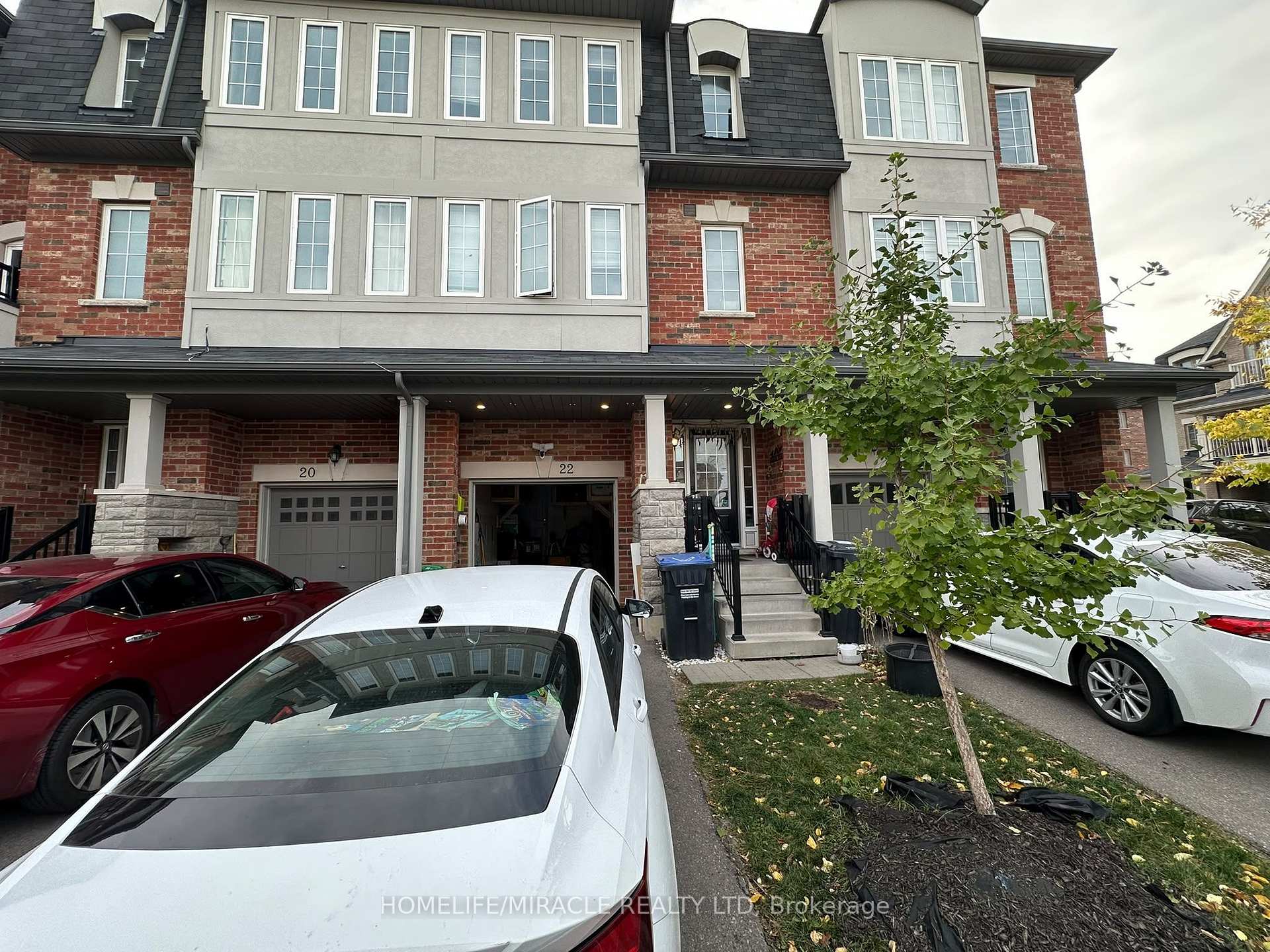 22 Hobart Gardens Brampton Ontario Canada Rent residential Kirpa Nanra HomeLife/Miracle Realty Ltd., Brokerage*