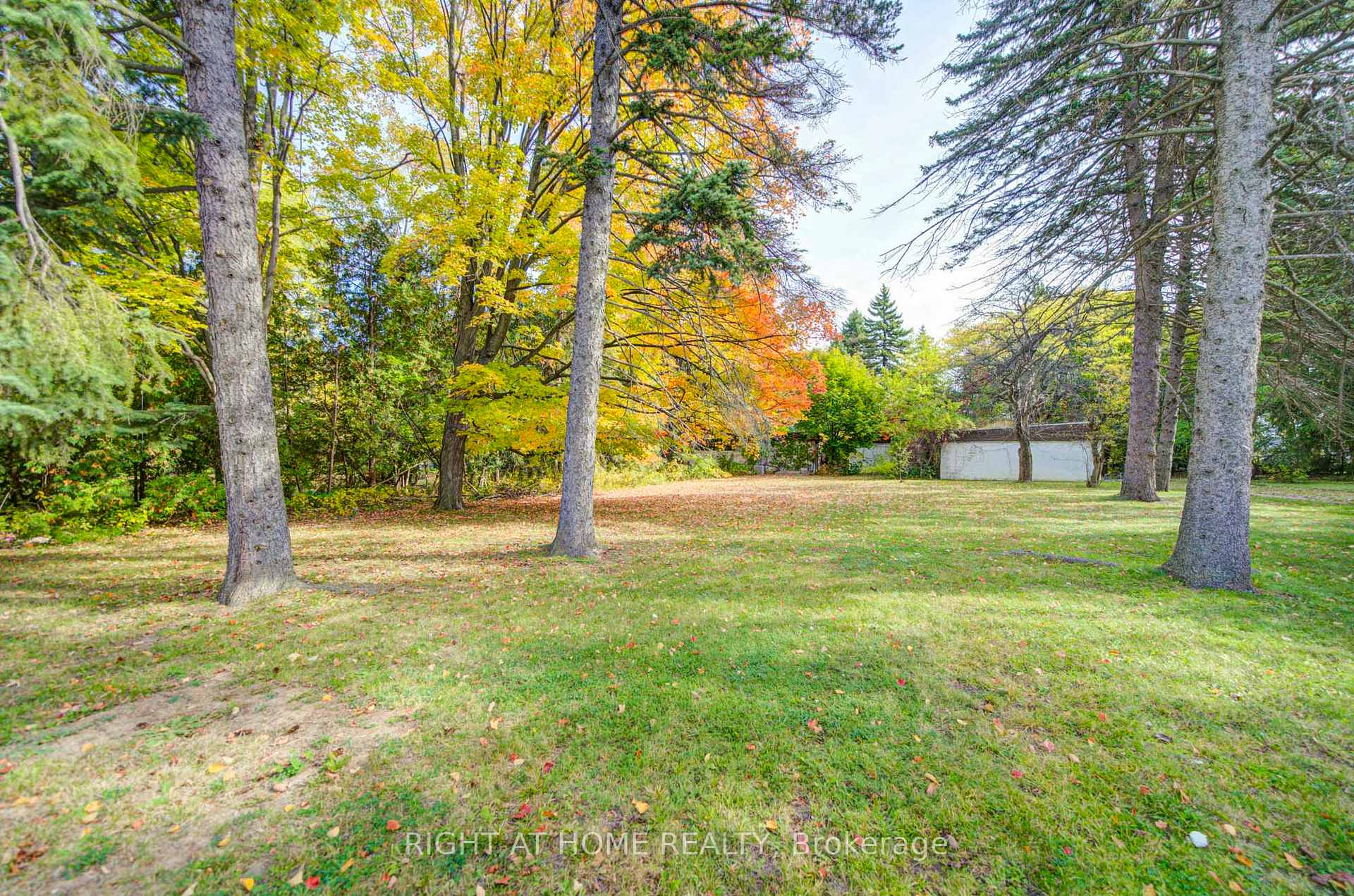 48 The Bridle Path Toronto Ontario Canada Sale residential Fari Madani Right at Home Realty, Brokerage*