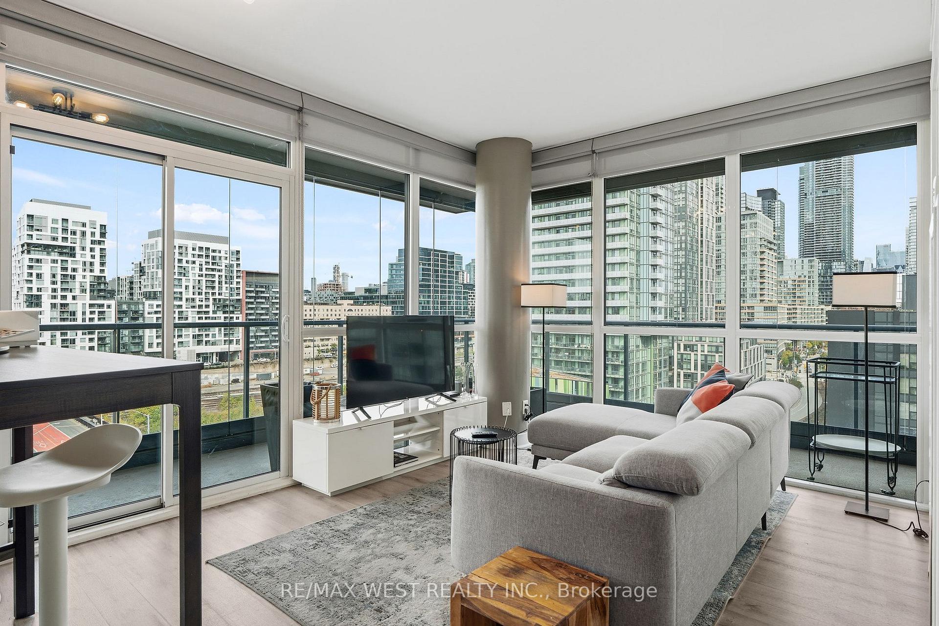 1002 - 169 Fort York Boulevard Toronto Ontario Canada Rent residential   MOVETA REALTY INC., Brokerage*