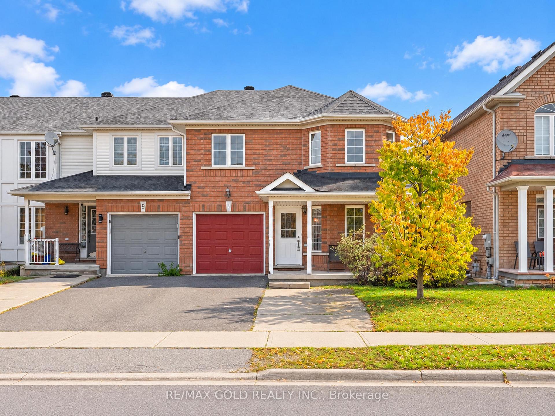 7 Frostbite Lane Brampton Ontario Canada Sale residential Inder Chawla REMAX Gold Realty Inc., Brokerage*