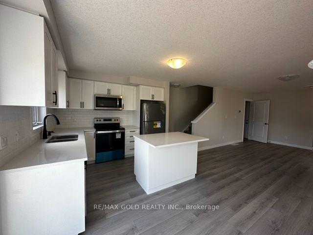 17 Wilkinson Avenue Cambridge Ontario Canada Sale residential Inder Chawla REMAX Gold Realty Inc., Brokerage*