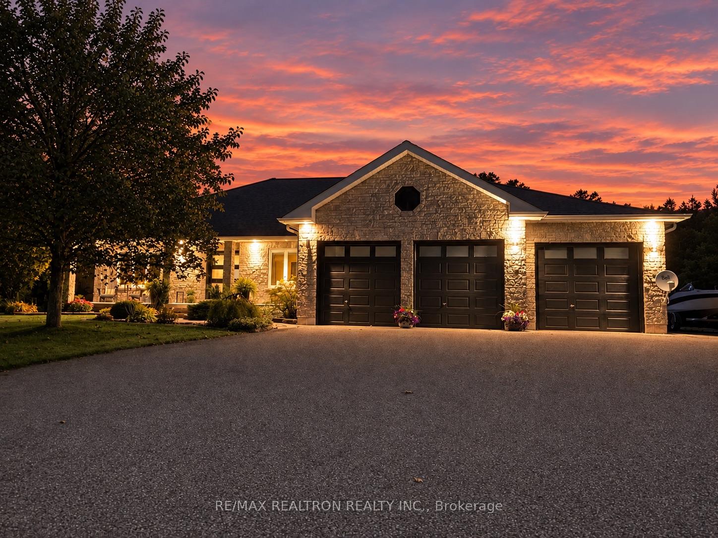 14 Lauder Road Oro-Medonte Ontario Canada Sale residential RON COMMODORE RE/MAX Realtron Realty, Inc. Brokerage*