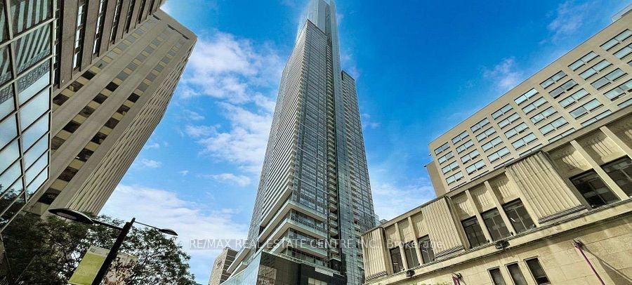 724 - 386 Yonge Street Toronto Ontario Canada Rent residential SAMEH BASTAWROSE RE/MAX REAL ESTATE CENTRE INC., BROKERAGE 