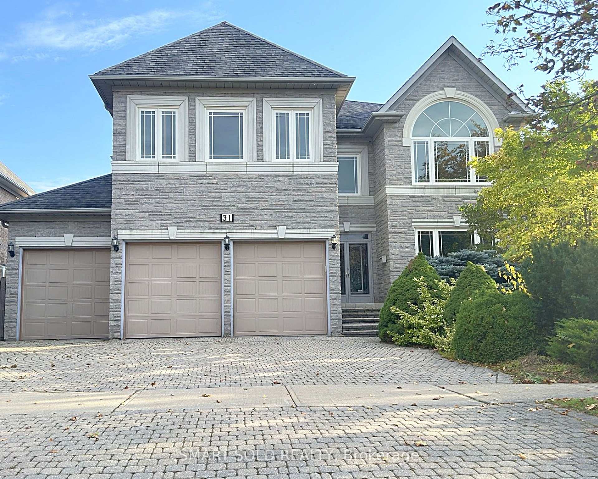 31 Black Walnut Crescent Richmond Hill Ontario Canada Sale residential HEZEKIAH TAI HomeLife Landmark Realty Inc., Brokerage