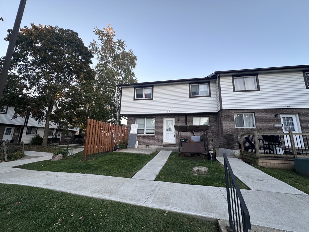 20 - 445 Pioneer Drive   Kitchener Ontario Canada Rent residential Cari Hewick RE/MAX Solid Gold Realty (II) Ltd., Brokerage*