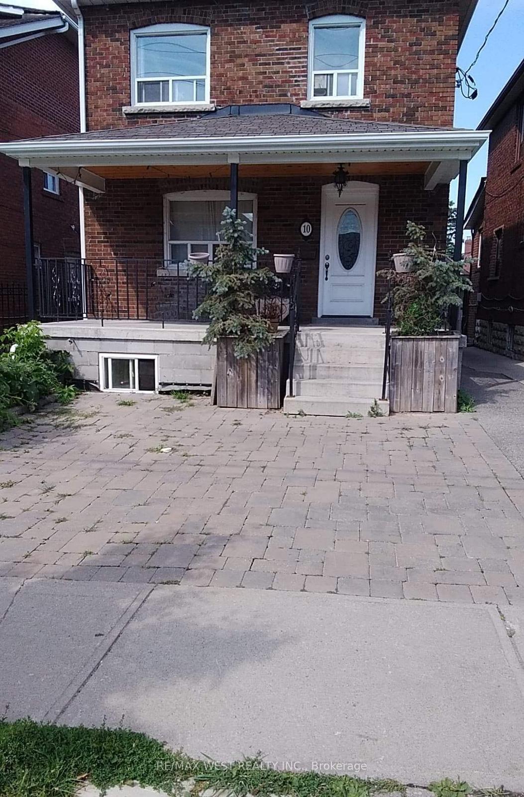 10 Fairbank Avenue Toronto Ontario Canada Sale residential Fatima Ataei-Nokabadi RE/MAX West Realty Inc., Brokerage *
