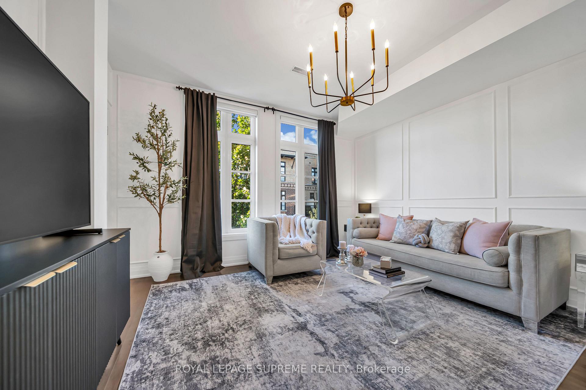 43 - 8167 Kipling Avenue Vaughan Ontario Canada Sale residential Svetlana Krasnaya Sutton Group-Admiral Realty Inc., Brokerage *