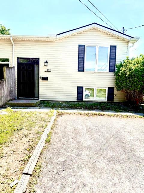 152 Mary Street Thorold Ontario Canada Sale residential Vishal Sood Century 21 Leading Edge Realty Inc., Brokerage *