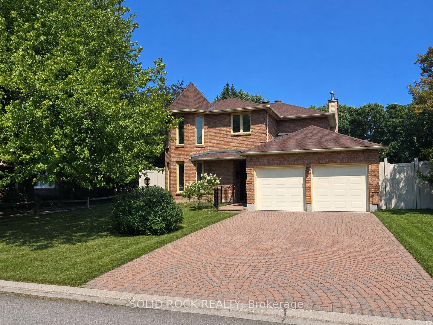 54 Huntsman Crescent Ottawa Ontario Canada Sale residential Hisham Abdalla Royal Star Realty Inc., Brokerage*
