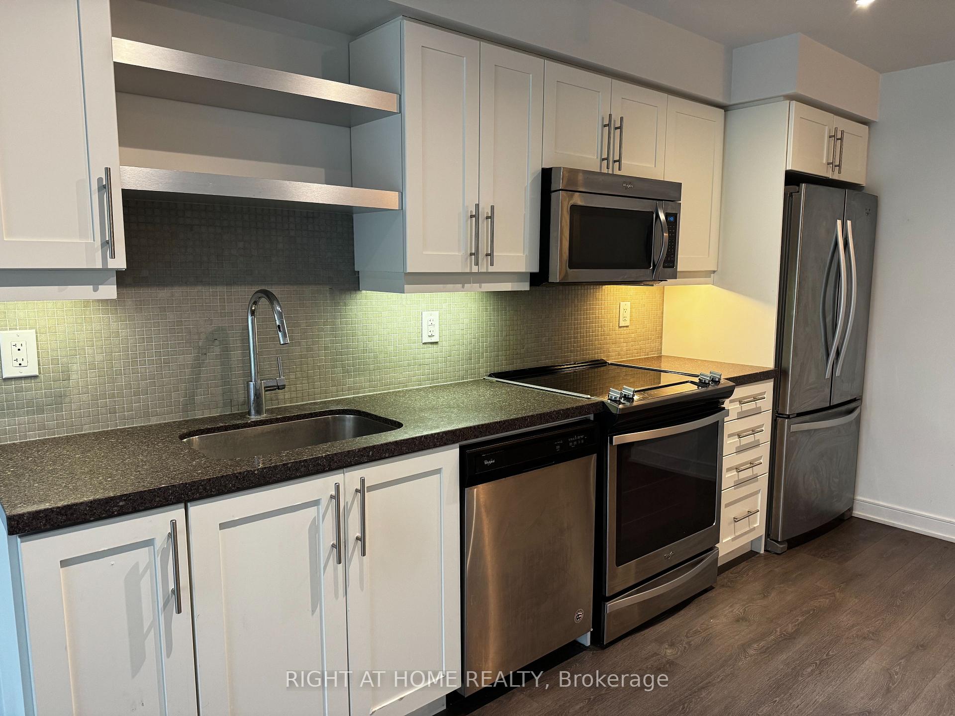 723 - 525 Adelaide Street W Toronto Ontario Canada Rent residential Yana Ivanova Right at Home Realty, Brokerage*