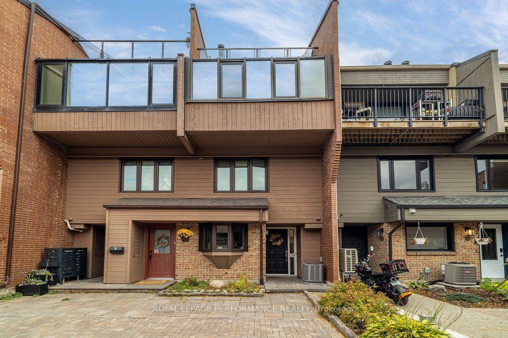 2 - 251 Bruyere Street Ottawa Ontario Canada Sale residential Sean Verma TRU REALTY , BROKERAGE*
