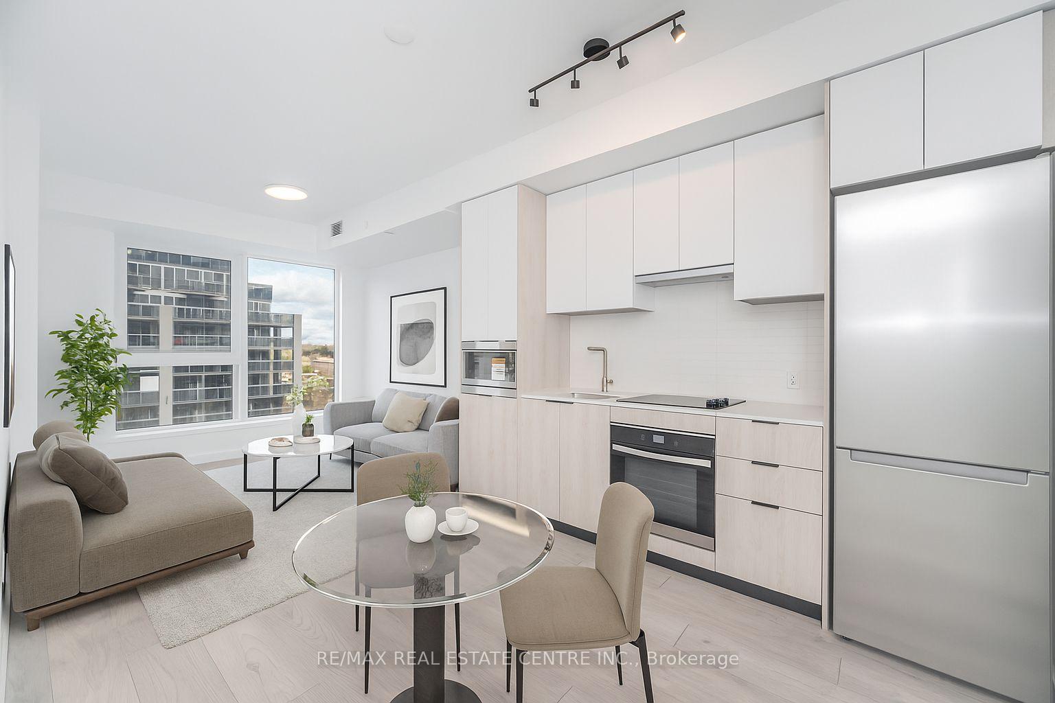 432 - 1007 The Queensway Toronto Ontario Canada Rent residential Naveen Dua RE/MAX Real Estate Centre Inc., Brokerage *