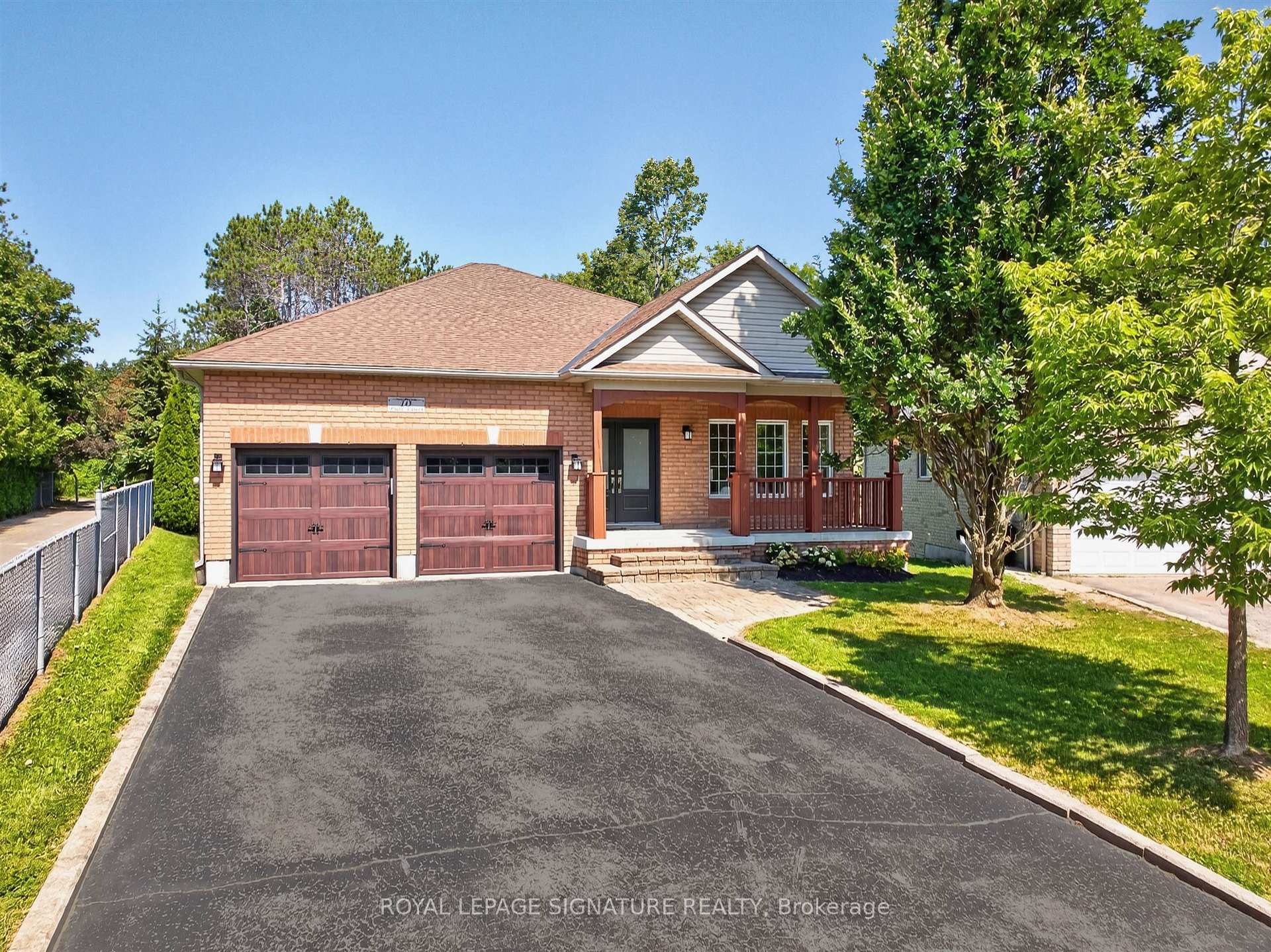 10 Purt Court Barrie Ontario Canada Sale residential Jason Gavadza Keller Williams Referred Urban Realty, Brokerage*