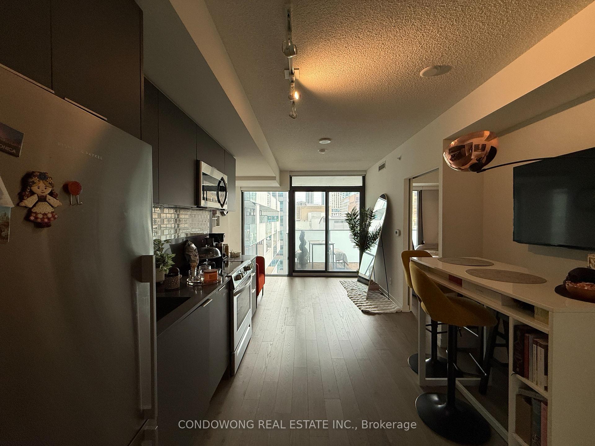 1608 - 25 Richmond Street E Toronto Ontario Canada Rent residential Huma Mohammadi Right at Home Realty, Brokerage*