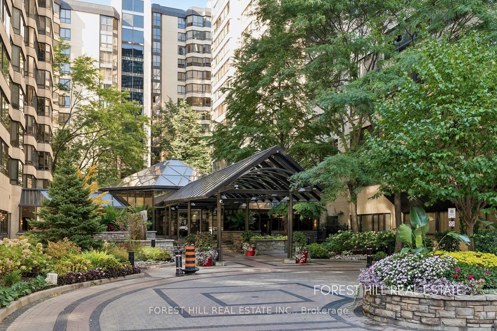 301B - 195 St. Patrick Street Toronto Ontario Canada Sale residential   Forest Hill Real Estate Inc., Brokerage*