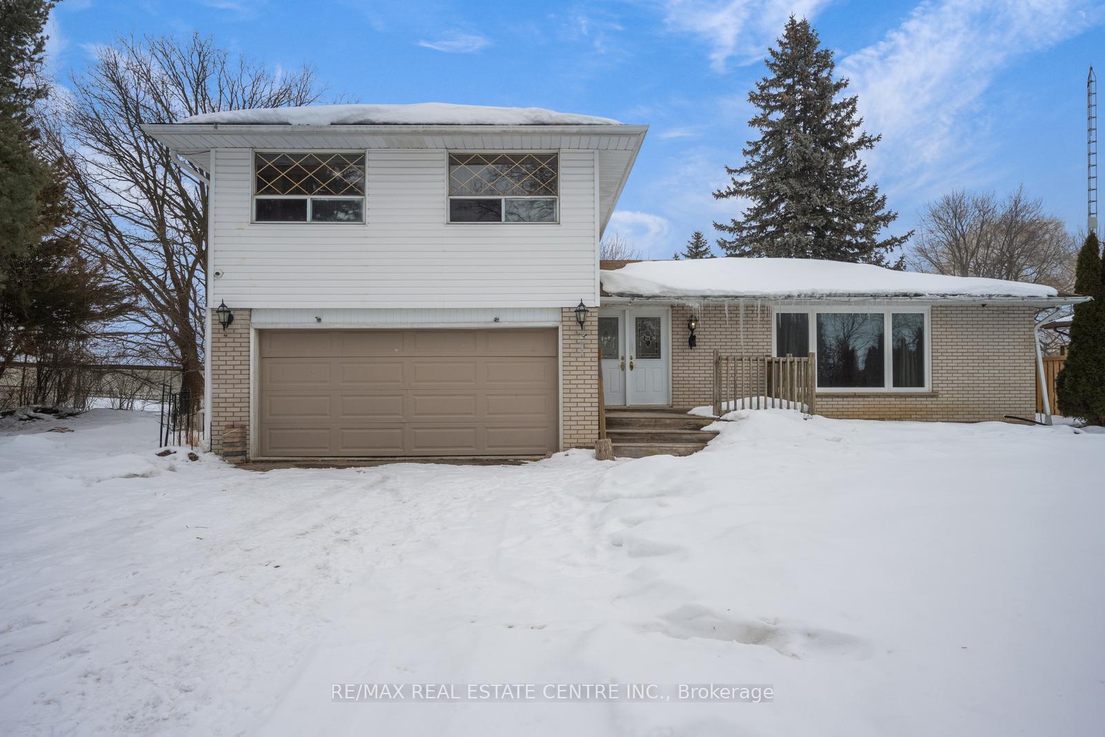 12391 Heritage Road Caledon Ontario Canada Rent residential Naveen Dua RE/MAX Real Estate Centre Inc., Brokerage *