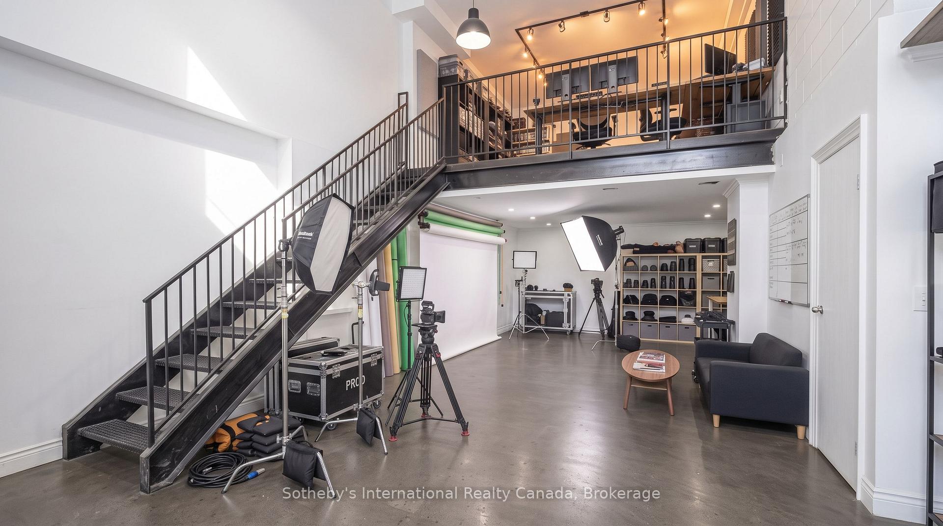 122 - 401 Logan Avenue Toronto Ontario Canada Lease commercial   Bruce Murray - Real Estate Homeward, Brokerage