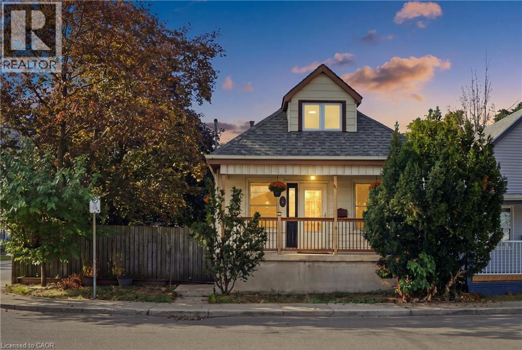 264 BRITANNIA Avenue Hamilton Ontario Canada Sale residential Akash  Gupta Century 21 Heritage Group Ltd. Brokerage*