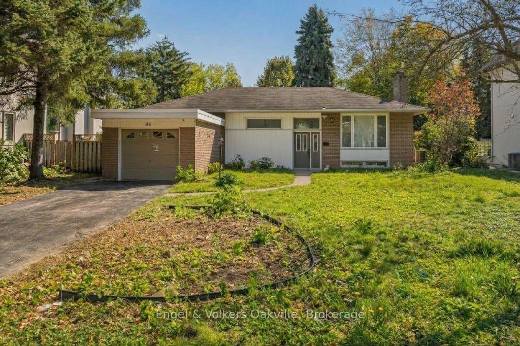 86 Selgrove Crescent Oakville Ontario Canada Rent residential Bora Celikel RE/MAX Real Estate Centre Inc., Brokerage*
