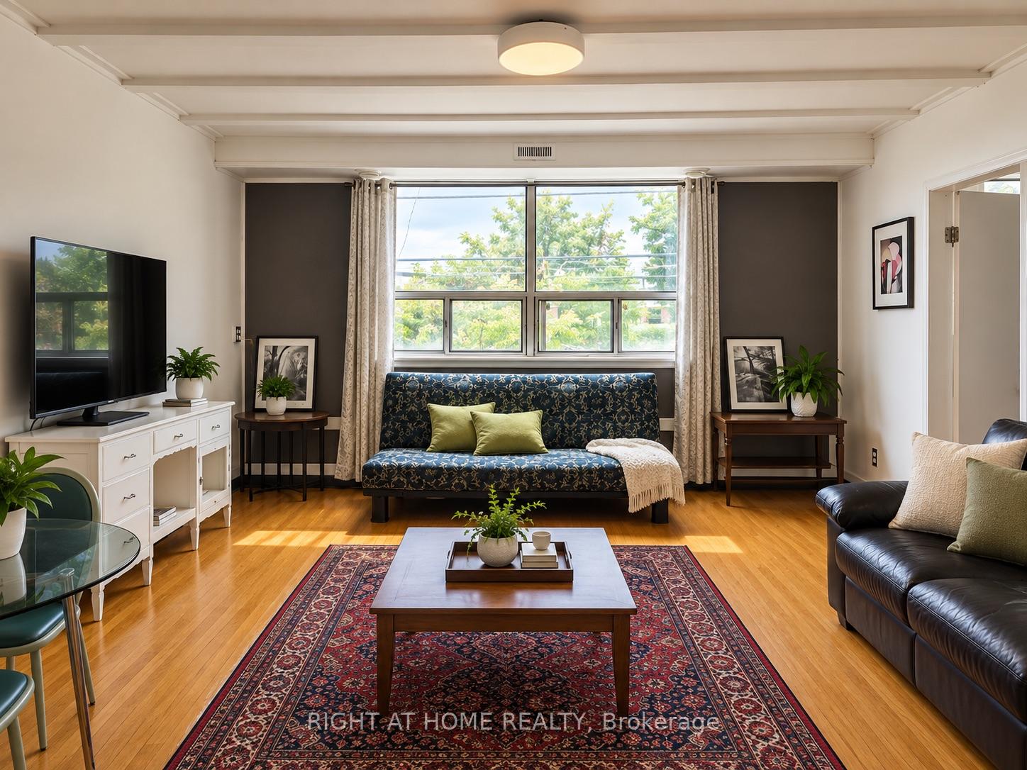 2A - 2849 Kingston Road Toronto Ontario Canada Rent residential Alfred Russell Rosos Right at Home Realty, Brokerage*