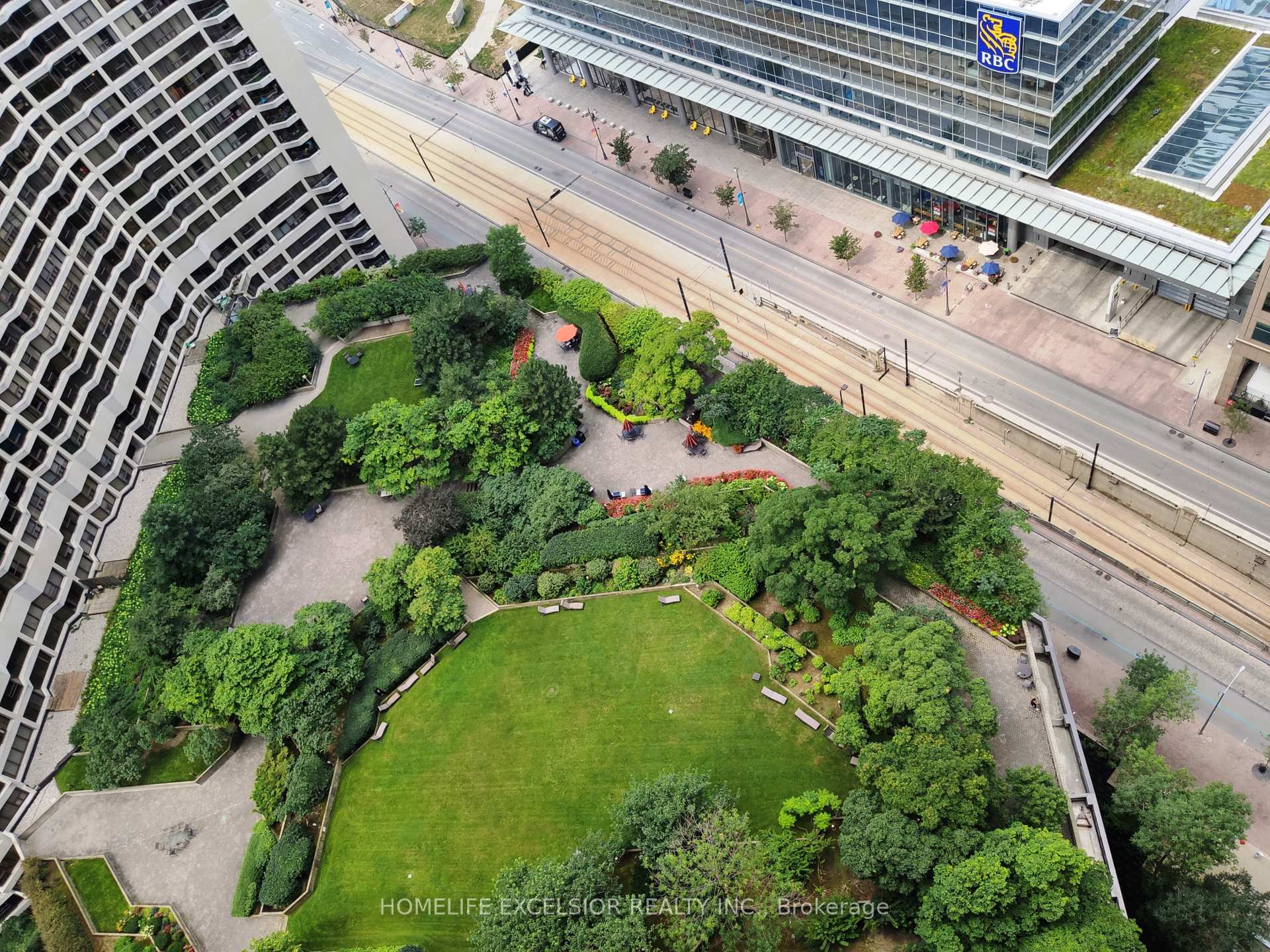 3227 - 33 Harbour Square Toronto Ontario Canada Rent residential   HomeLife Excelsior Realty Inc., Brokerage*