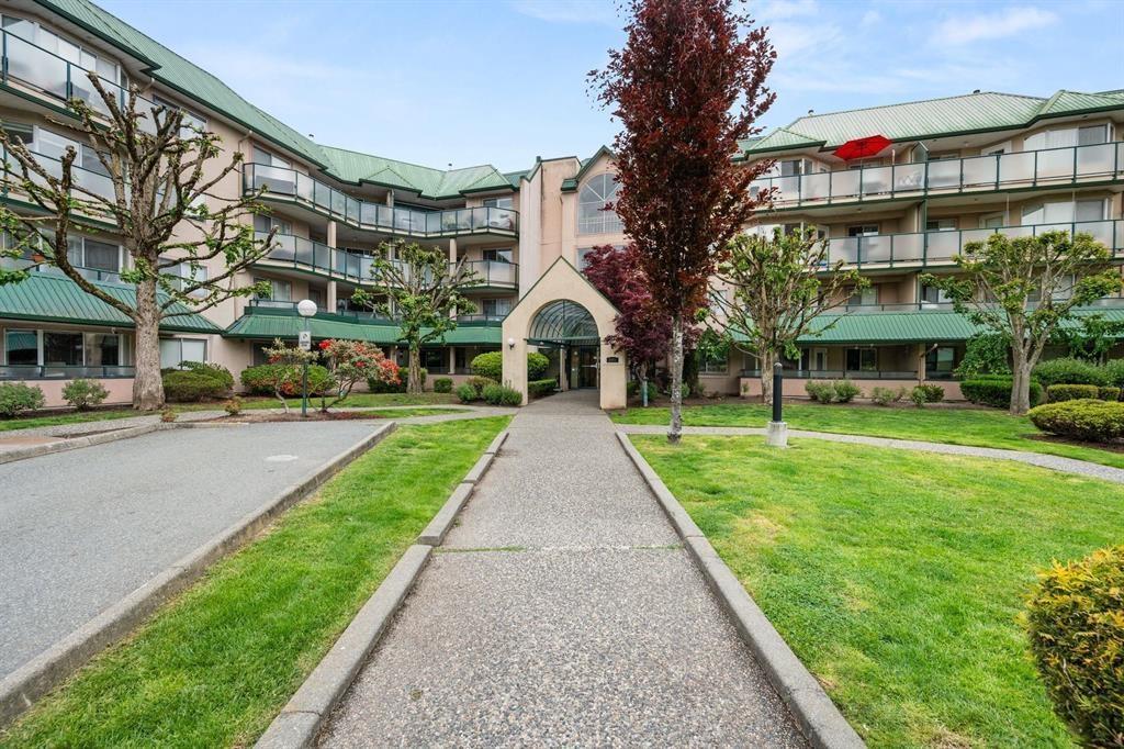 208 2964 TRETHEWEY STREET Abbotsford British Columbia Canada Sale residential Kirandeep Gill Coldwell Banker Executives Realty