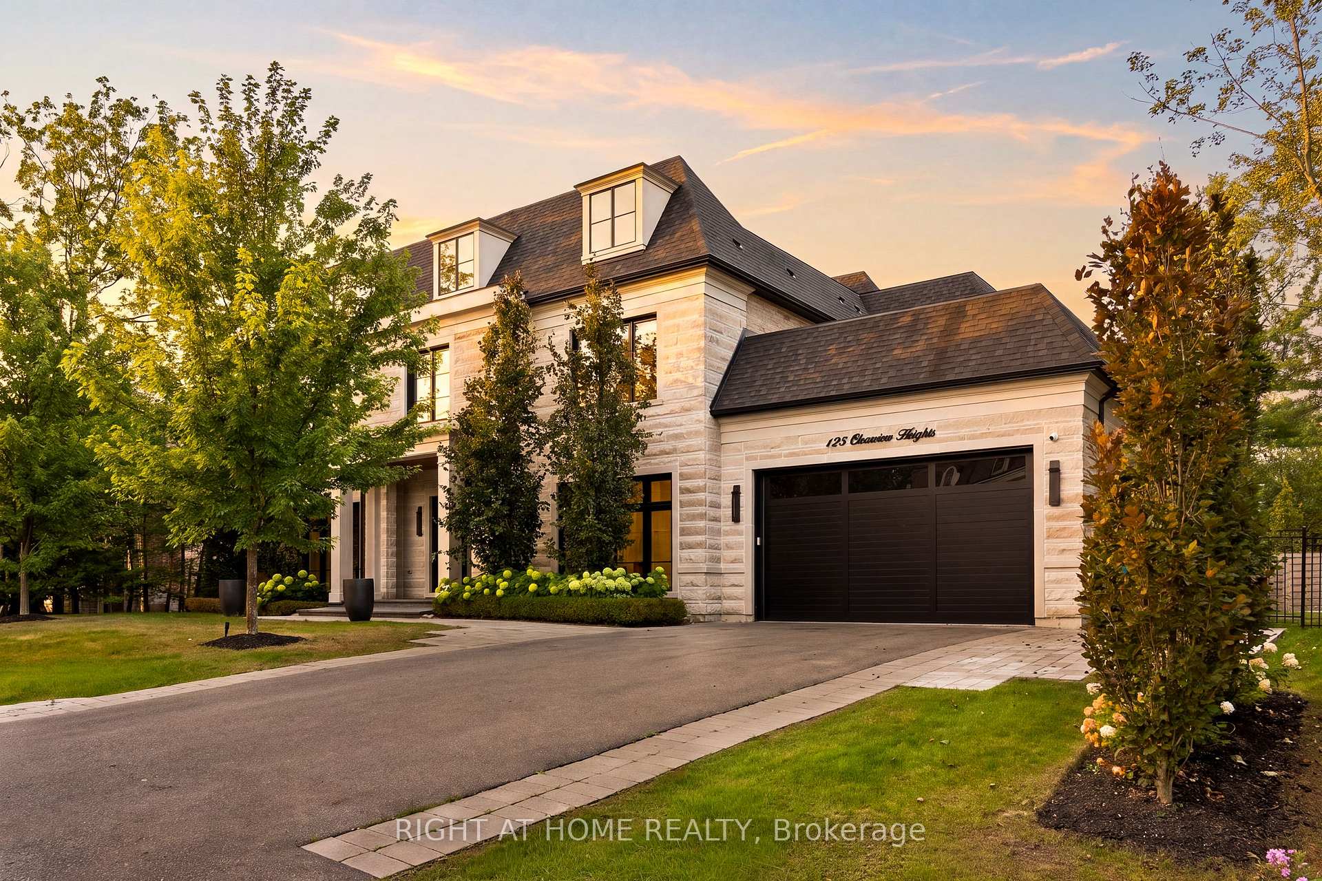 125 Clearview Heights King Ontario Canada Sale residential Vahid Taheri Right at Home Realty, Brokerage*