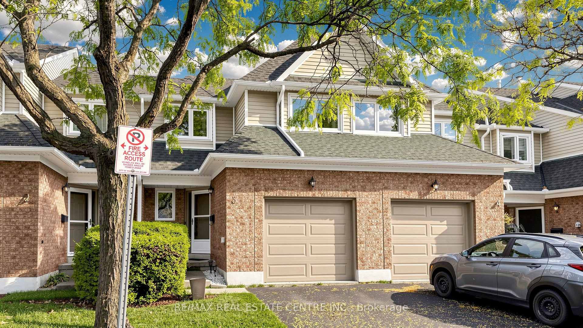 3 - 2215 Cleaver Avenue Burlington Ontario Canada Sale residential KAY PATEL RE/MAX Real Estate Centre Inc., Brokerage *