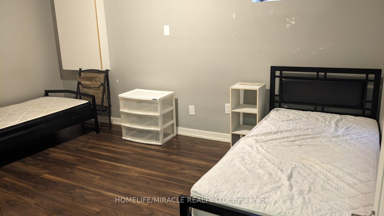 34 Ballycastle Crescent Brampton Ontario Canada Rent residential Kumar Upadhyay HomeLife/Miracle Realty Ltd., Brokerage *