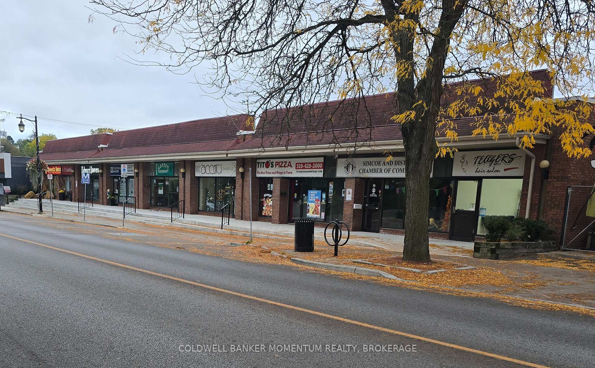 8 - 28 ARGYLE Street Norfolk Ontario Canada Sale commercial Ahmed Amin Hamed Aly Right at Home Realty, Brokerage*