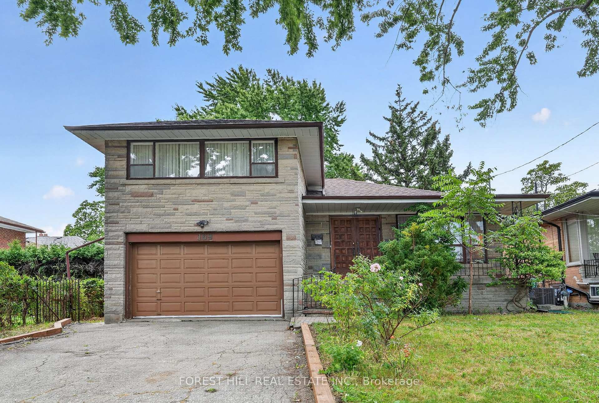 169 Overbrook Place Toronto Ontario Canada Rent residential Stephanie Lerner Forest Hill Real Estate Inc., Brokerage*