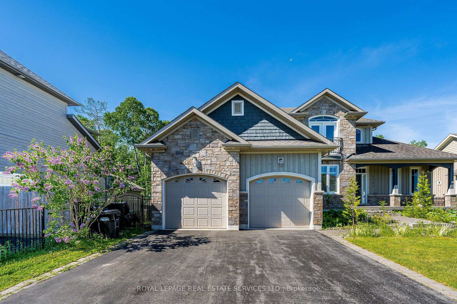 2295 Shore Lane Wasaga Beach Ontario Canada Sale residential Sur Real Estate Group * ROYAL LEPAGE REAL ESTATE SERVICES LTD. Brokerage*