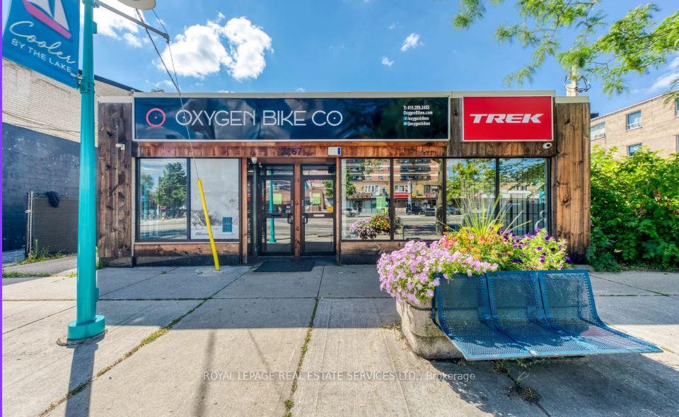 3267 Lake Shore Boulevard W Toronto Ontario Canada Sale commercial Ahmed Amin Hamed Aly Right at Home Realty, Brokerage*