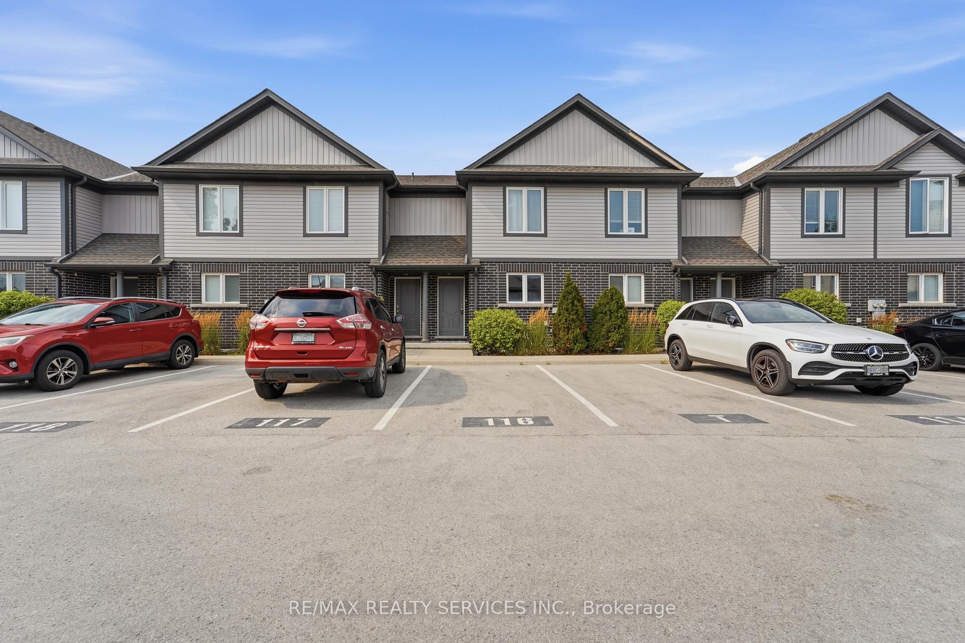7768 Ascot Circle Niagara Falls Ontario Canada Sale residential Surjit & Nishtha Dhanjal RE/MAX Realty Services Inc., Brokerage*