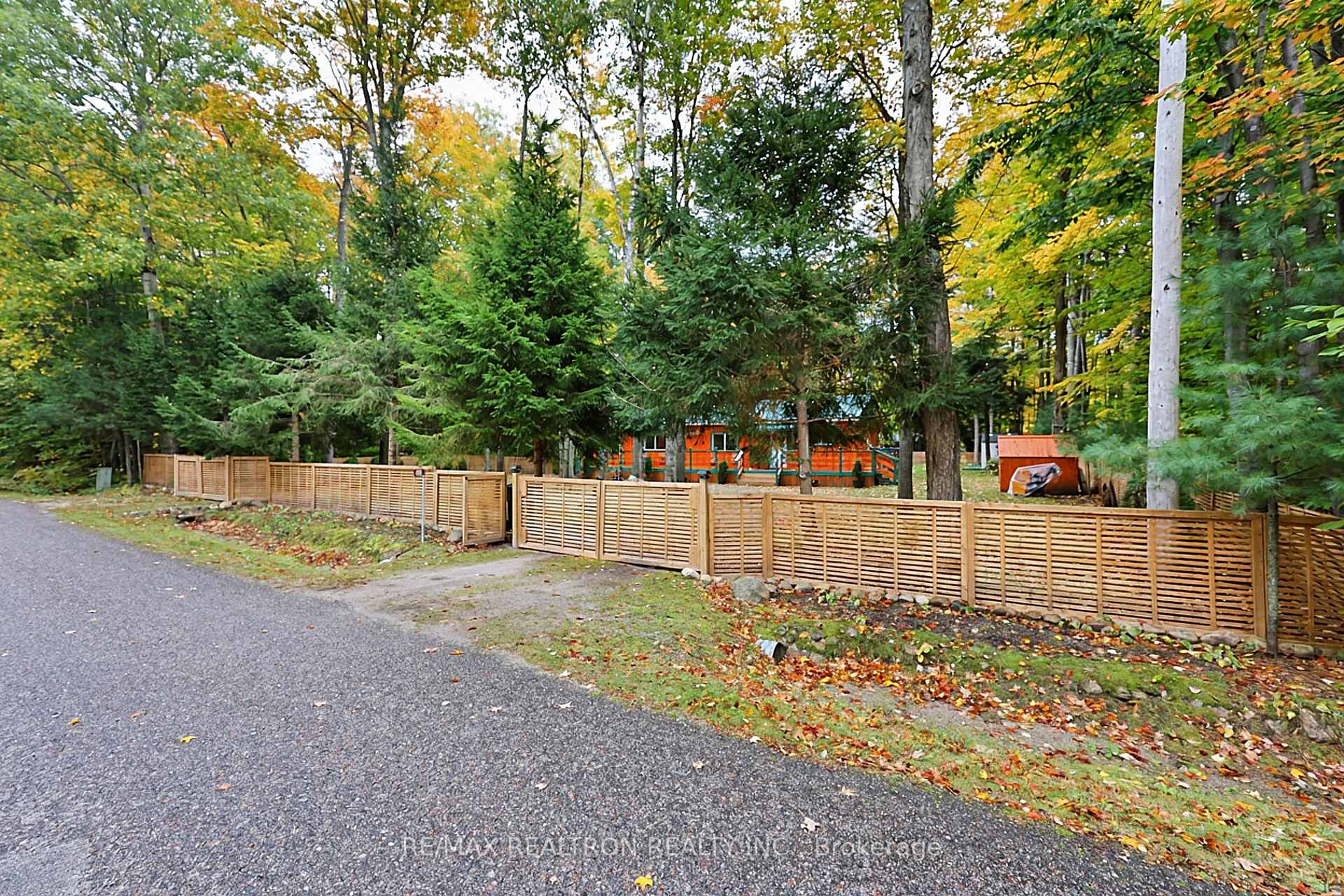 49 WOLFE Trail Tiny Ontario Canada Sale residential Maria Mitchell RE/MAX Realtron Realty, Inc. Brokerage*
