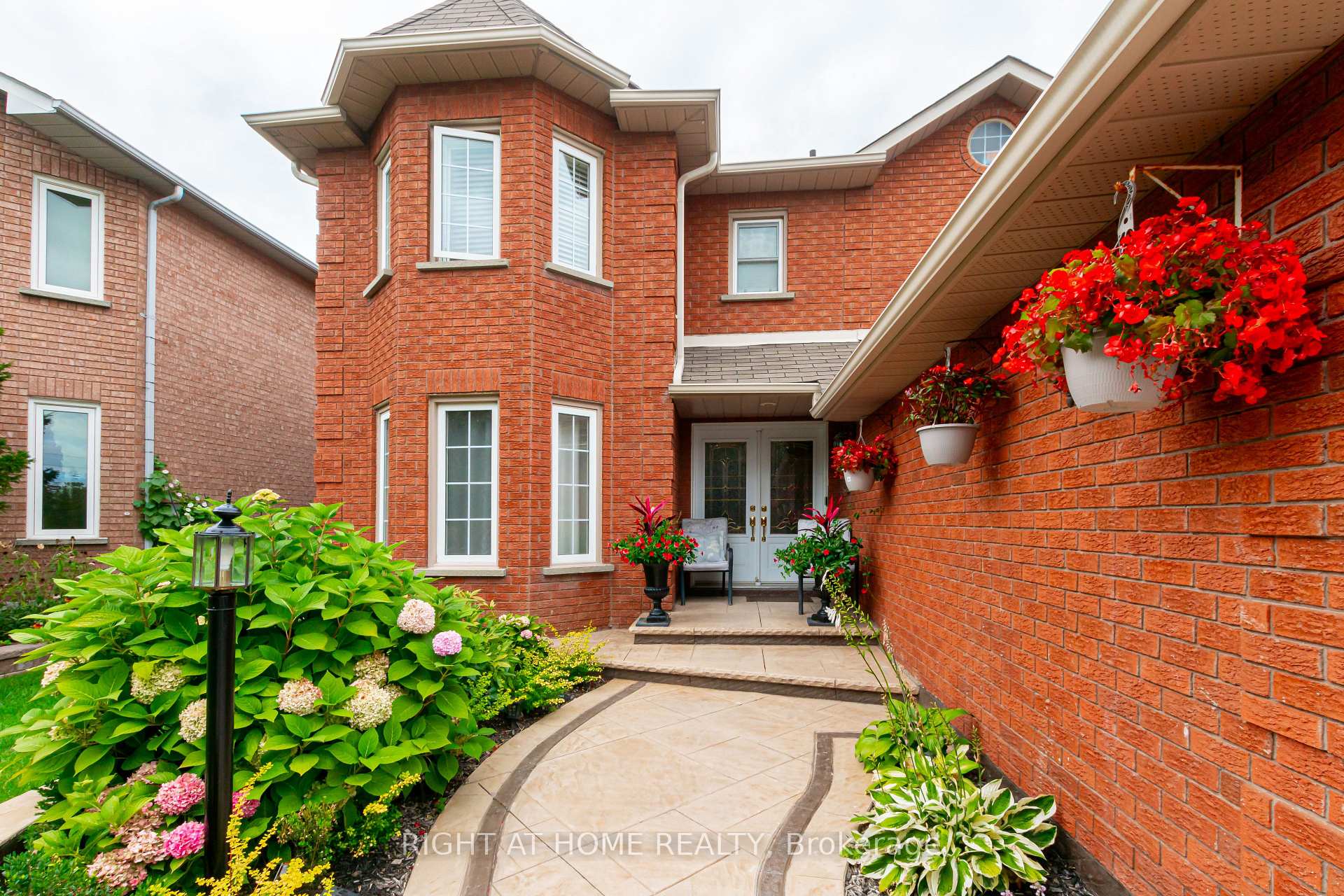 Basement - 43 Greenbush Place Whitby Ontario Canada Rent residential Rex Senis Right at Home Realty, Brokerage*